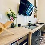 Le Questel Au Coeur De La Cite Romaine Avec Clim Apartment *