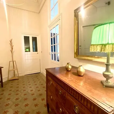 Apartmán Le Questel Au Coeur De La Cite Romaine Avec Clim Nîmes