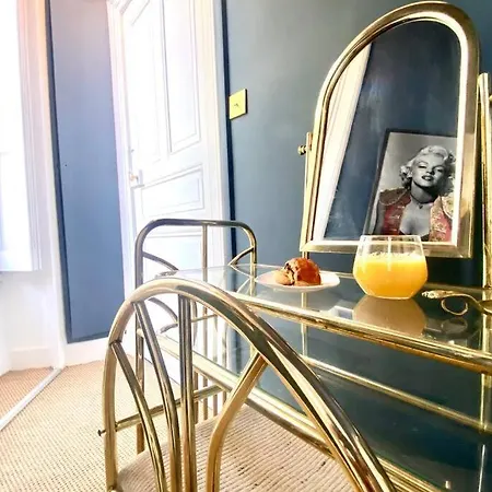 Apartmán Le Questel Au Coeur De La Cite Romaine Avec Clim Nîmes