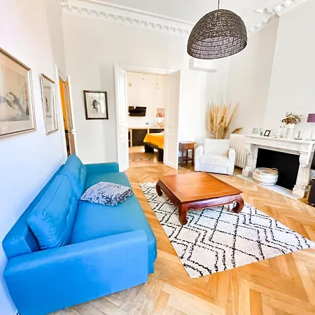 Apartmán Le Questel Au Coeur De La Cite Romaine Avec Clim Nîmes