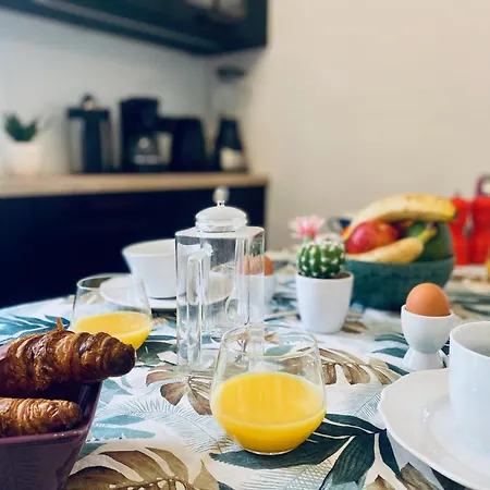 Le Questel Au Coeur De La Cite Romaine Avec Clim Apartmán