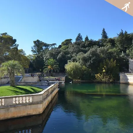 Le Questel Au Coeur De La Cite Romaine Avec Clim Nîmes